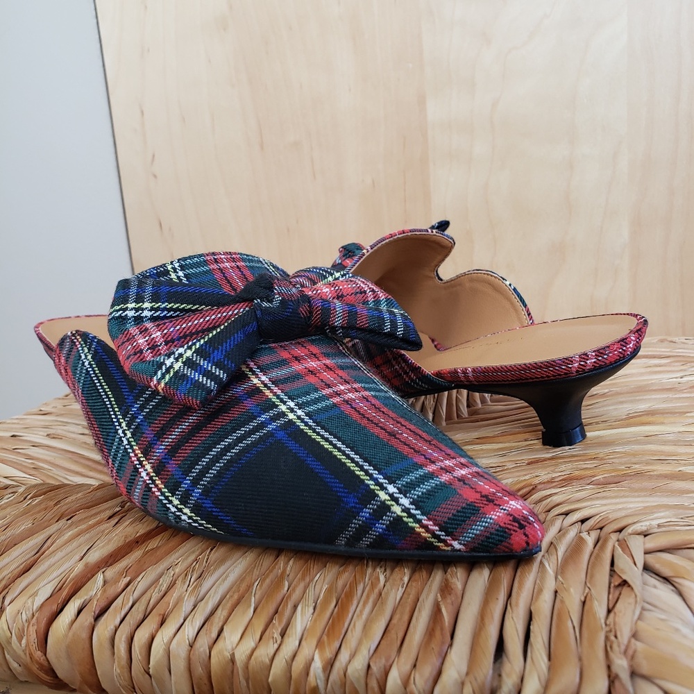 Intentionally Blank Plaid Shoes Size 8 NEW!